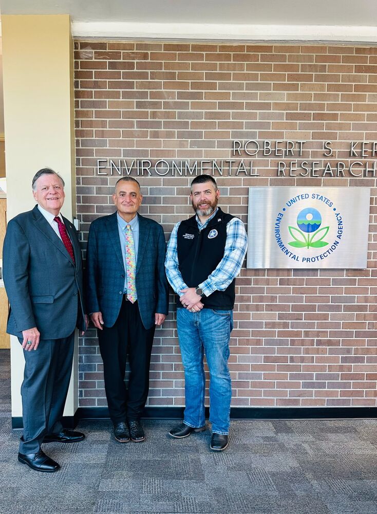 U.S. Rep Tom Cole, Director of the Robert S. Kerr Environmental Research Center, Dr. Saba Tahmassebi, and Sen. Jonathan Wingard