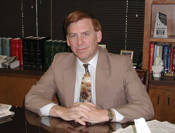 Senator Keith Leftwich principle author of SB 674.
